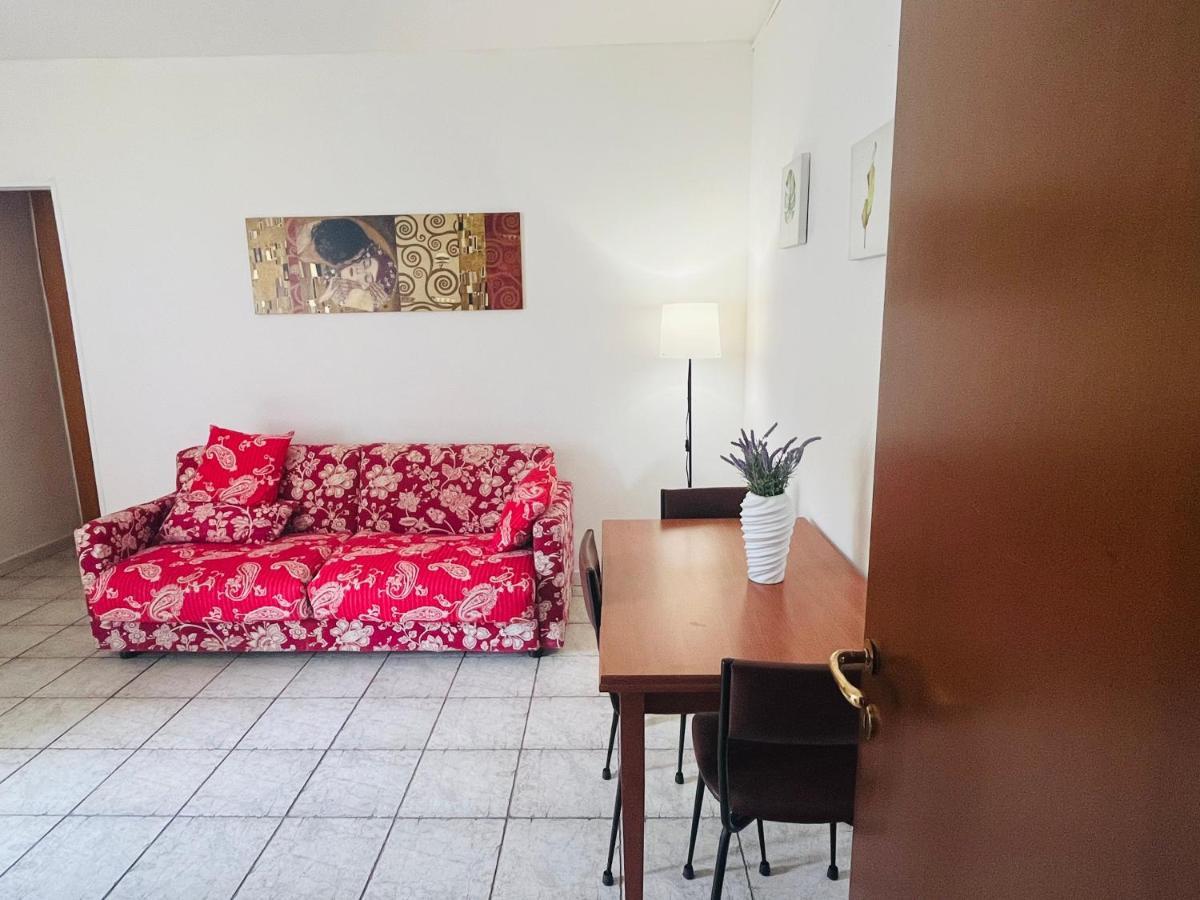 Casa L' Aurora Viola Appartement Livorno Buitenkant foto